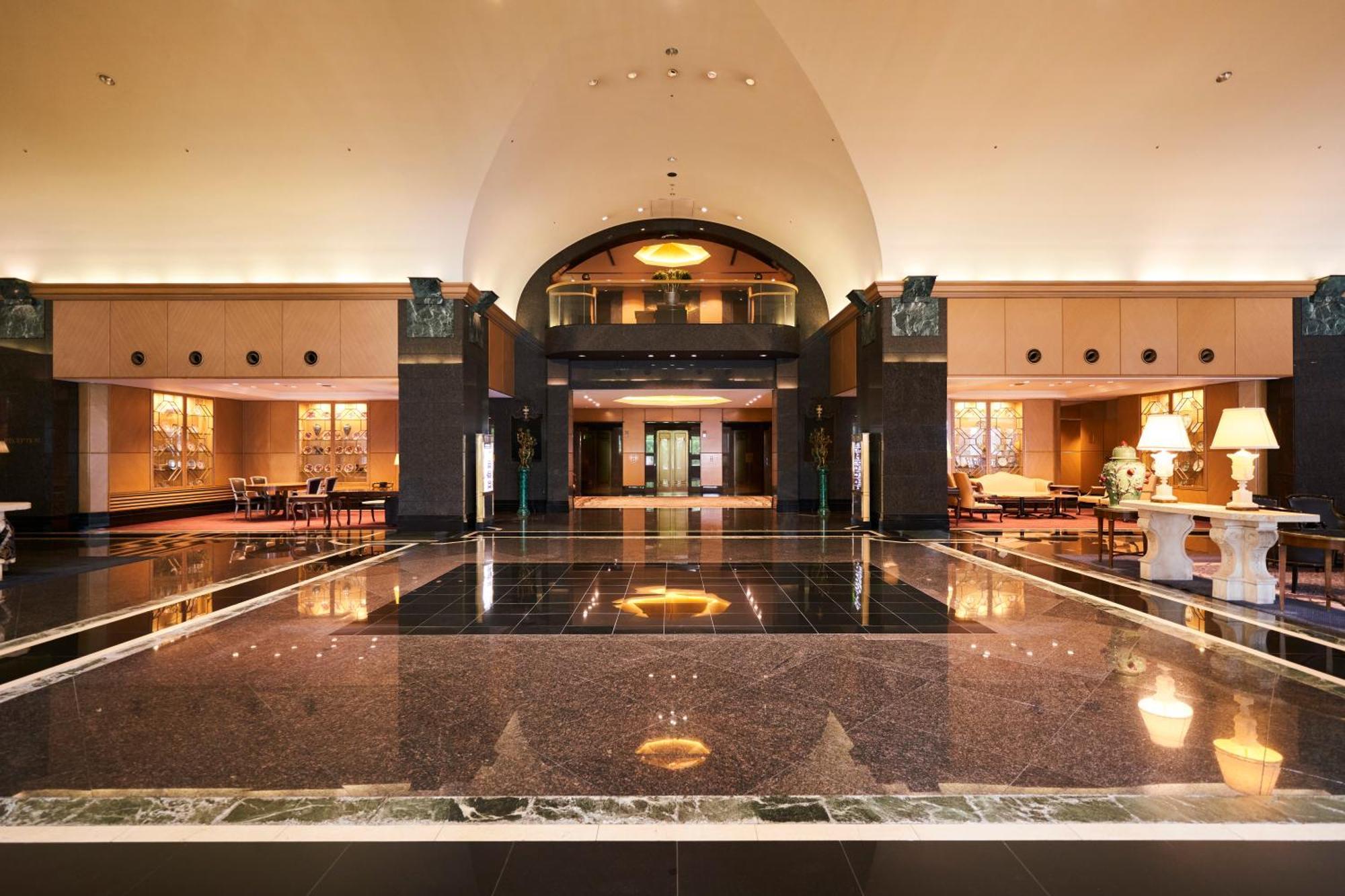 The Global View Nagasaki Hotell Eksteriør bilde The lobby of the hotel