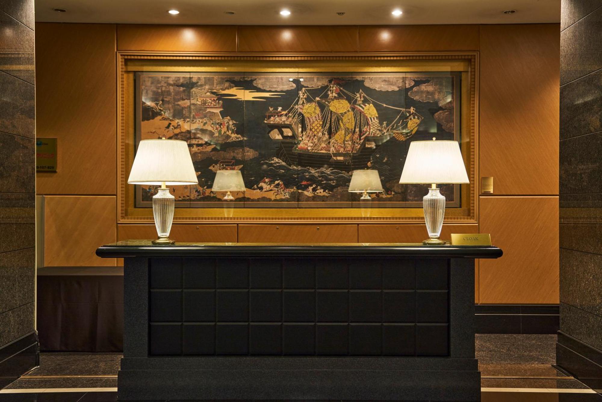 The Global View Nagasaki Hotell Eksteriør bilde The lobby of the Four Seasons Hotel, Hong Kong
