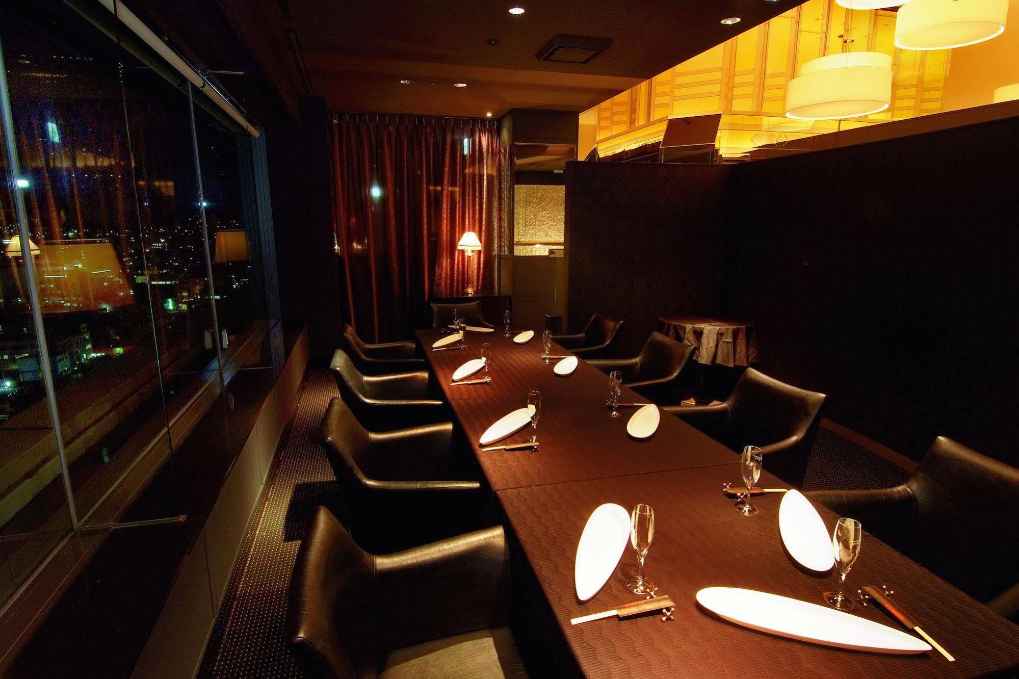 The Global View Nagasaki Hotell Eksteriør bilde Interior of the restaurant